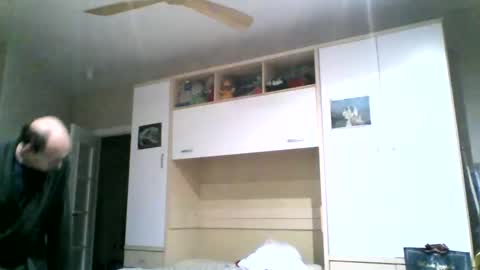 serrano49 online show from 11, 2, 2026