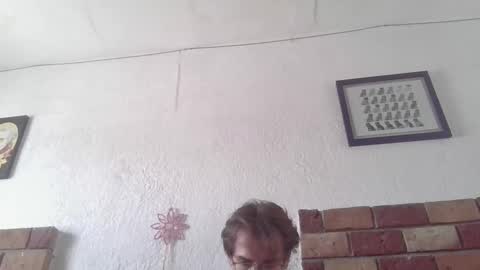Snapshot of servandomier chatting on 17, 9, 2025 mier online show from 17, 9, 2025