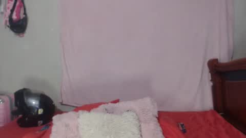 Snapshot of sex_forever77 chatting on 9, 12, 2024 Karol y antony online show from 9, 12, 2024