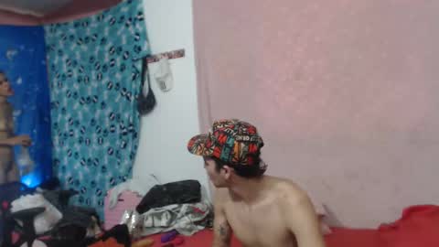 Snapshot of sex_forever77 chatting on 24, 12, 2024 Karol y antony online show from 24, 12, 2024