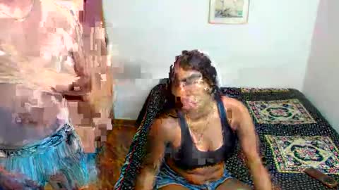 KIKI AND HER BOYFRIEND  online show from 24, 5, 2026