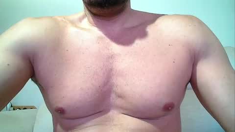 SEX MACHINE 19 online show from 25, 7, 2026