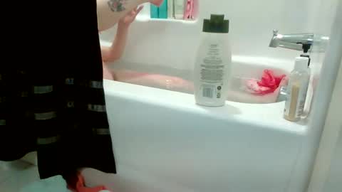 Snapshot of sexislitpuss69 chatting on 23, 2, 2025 sexislitpuss69 online show from 23, 2, 2025