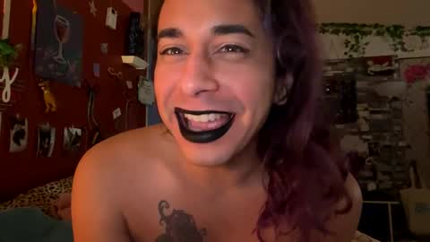Snapshot of sexiwhiskey699 chatting on 5, 1, 2025 sexiwhiskey699 online show from 5, 1, 2025