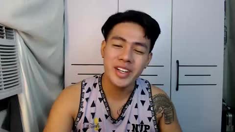 HI I AM JAMESPLEASE LET ME DO SOME HOT SHOWS FOR YOU HERE FOR MY  SCHOOL AND FOR MY FAMILY online show from 13, 11, 2025