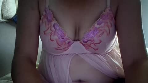 Snapshot of sexontheriverbed chatting on 15, 9, 2025 SexycanI online show from 15, 9, 2025