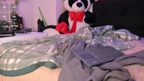Snapshot of sextape_couple chatting on 6, 5, 2026 Ask me online show from 6, 5, 2026