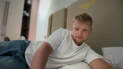 Snapshot of sexual_sbotage chatting on 15, 2, 2026 Max Leman online show from 15, 2, 2026