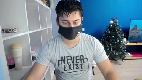 Snapshot of sexxxdickbig chatting on 10, 1, 2025 Tommy online show from 10, 1, 2025