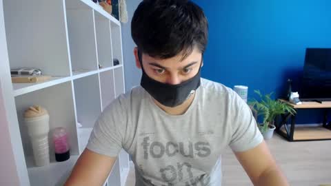 Snapshot of sexxxdickbig chatting on 25, 1, 2025 Tommy online show from 25, 1, 2025