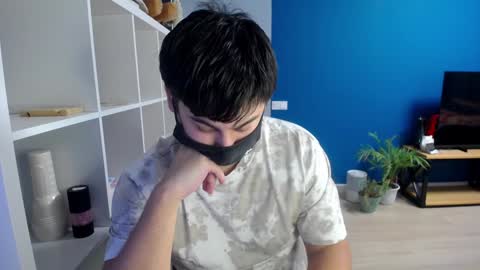 Snapshot of sexxxdickbig chatting on 27, 1, 2025 Tommy online show from 27, 1, 2025