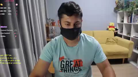 Snapshot of sexxxdickbig chatting on 11, 7, 2026 Tommy online show from 11, 7, 2026