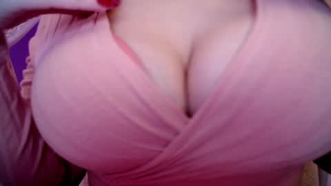 Snapshot of sexxxyprincess chatting on 2, 2, 2025 Princess online show from 2, 2, 2025