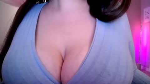 Snapshot of sexxxyprincess chatting on 2, 8, 2026 Princess online show from 2, 8, 2026