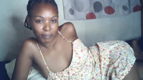 sexxy_curvy23 online show from 6, 1, 2026
