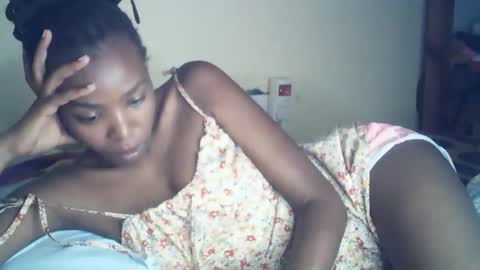 sexxy_curvy23 online show from 18, 5, 2026