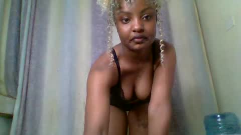 Snapshot of sexxy_daisyy chatting on 25, 9, 2025 sexxy_daisyy online show from 25, 9, 2025