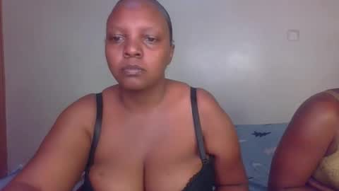 Snapshot of sexxy_surphire chatting on 15, 9, 2025 Sexxy surphire online show from 15, 9, 2025