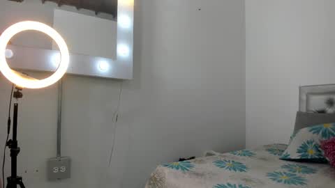 Snapshot of sexxylatincouple1 chatting on 23, 11, 2025 sexxylatincouple1 online show from 23, 11, 2025