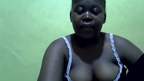 Snapshot of sexxylicia chatting on 4, 7, 2026 sexxylicia online show from 4, 7, 2026