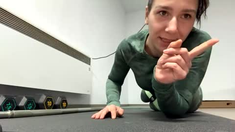 Ana  Rusakova online show from 4, 2, 2025