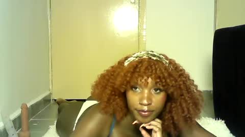 Snapshot of sexy_africana05 chatting on 11, 6, 2026 sexy_africana05 online show from 11, 6, 2026