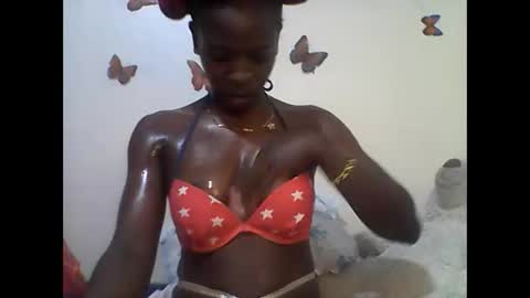 Snapshot of sexy_annbel chatting on 12, 10, 2025 Ann online show from 12, 10, 2025