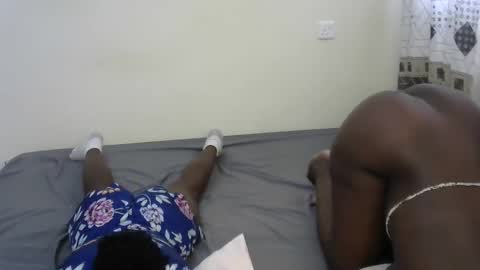 sexy_apple2 online show from 14, 10, 2025