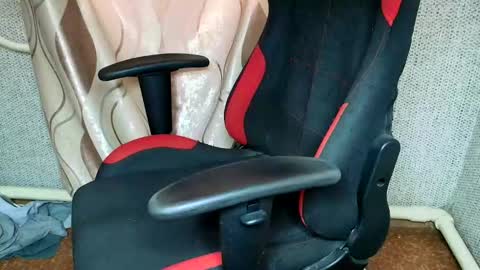 Jessica  Face only in pvt or in snapchat Dont ask more.... online show from 28, 10, 2025