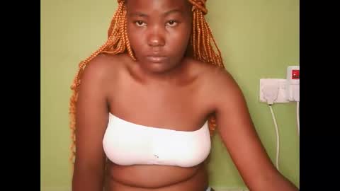 Snapshot of sexy_banice chatting on 3, 2, 2026 sexy_banice online show from 3, 2, 2026