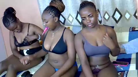 sexy_berry01 online show from 5, 2, 2026