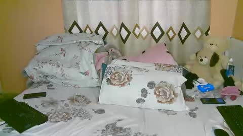 sexy_bluegirl online show from 13, 10, 2025