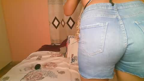 sexy_bluegirl online show from 17, 11, 2025