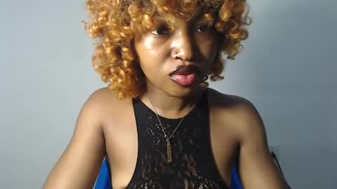 Snapshot of sexy_bluey247 chatting on 11, 4, 2026 sexy_bluey247 online show from 11, 4, 2026