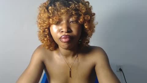 Snapshot of sexy_bluey247 chatting on 13, 4, 2026 sexy_bluey247 online show from 13, 4, 2026