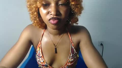 Snapshot of sexy_bluey247 chatting on 13, 4, 2026 sexy_bluey247 online show from 13, 4, 2026