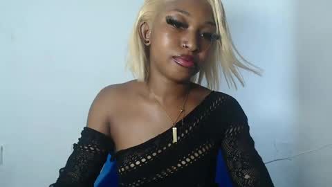 Snapshot of sexy_bluey247 chatting on 23, 4, 2026 sexy_bluey247 online show from 23, 4, 2026