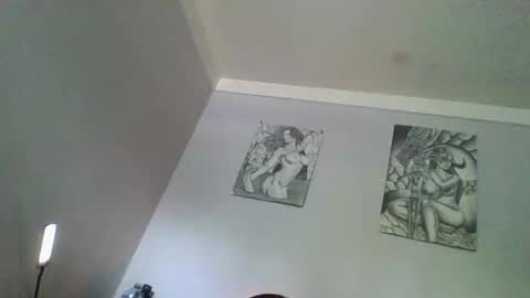 sexy_brunette8826 online show from 29, 4, 2026