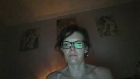 sexy_brunette8826 online show from 1, 5, 2026