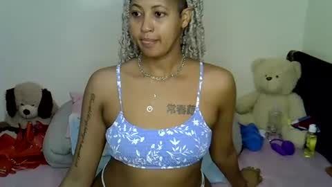 sexy_bubbie01 online show from 17, 6, 2026