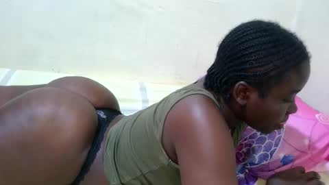 sexy butt1 online show from 27, 5, 2026