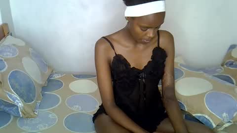 sexy_charliee online show from 1, 2, 2026