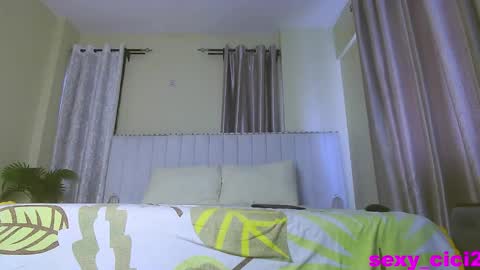 foxxy sweets online show from 21, 11, 2025