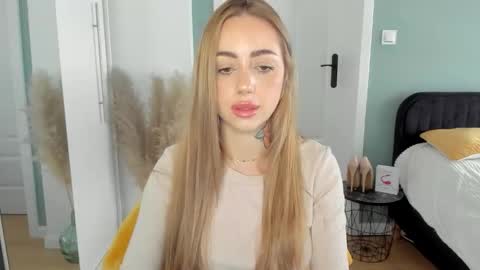 C o r a l i e online show from 23, 4, 2026