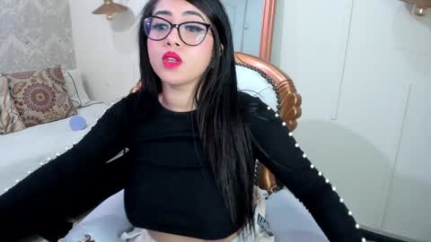  C R I S T A L  online show from 22, 1, 2025