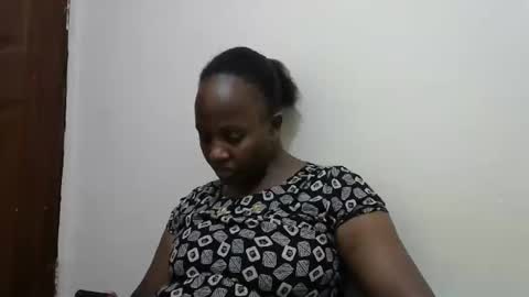 Snapshot of sexy_dee1 chatting on 1, 5, 2026 Sweet Dee online show from 1, 5, 2026