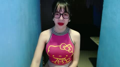 sexy_emily92 online show from 31, 3, 2026