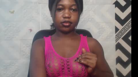 Snapshot of sexy_floral chatting on 14, 9, 2025 Angela online show from 14, 9, 2025