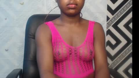 Snapshot of sexy_floral chatting on 29, 9, 2025 Angela online show from 29, 9, 2025