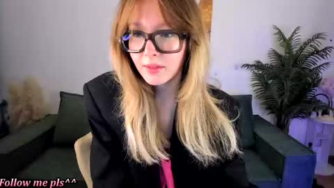 Forest fairy online show from 23, 12, 2025